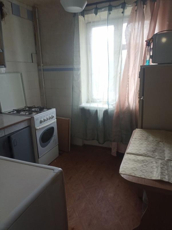 Long term rent 2 bedroom-(s) apartment Petra Hryhorenka Avenue (Marshala Zhukova Avenue) 13