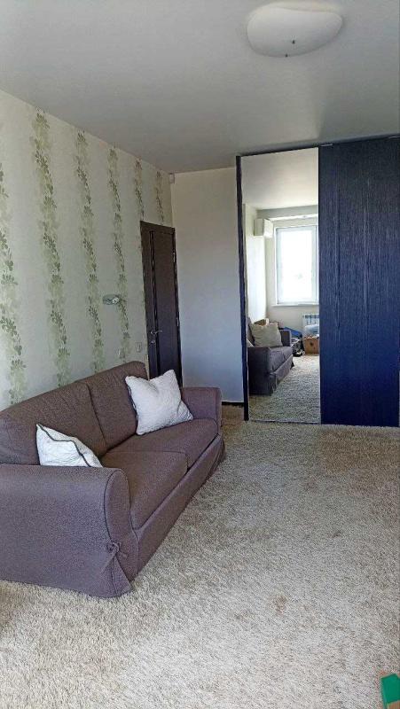 Long term rent 3 bedroom-(s) apartment Velyka Kytaivska Street 53