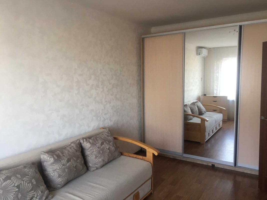 Long term rent 1 bedroom-(s) apartment Borysa Hmyri Street 12Б