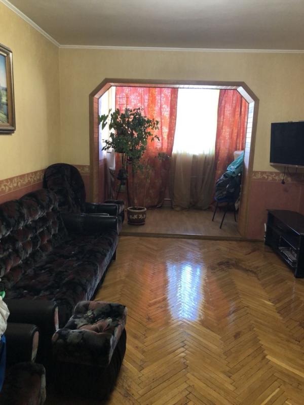 Long term rent 2 bedroom-(s) apartment Revutskoho Street 29