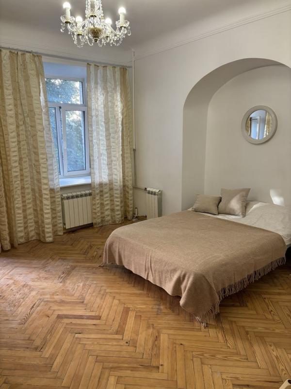 Long term rent 1 bedroom-(s) apartment Volodymyrska Street 82а