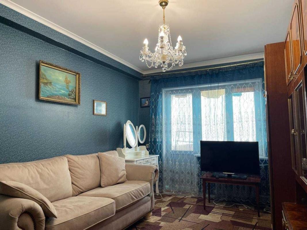 Long term rent 2 bedroom-(s) apartment Derevlyanska street (Yakira Street) 16