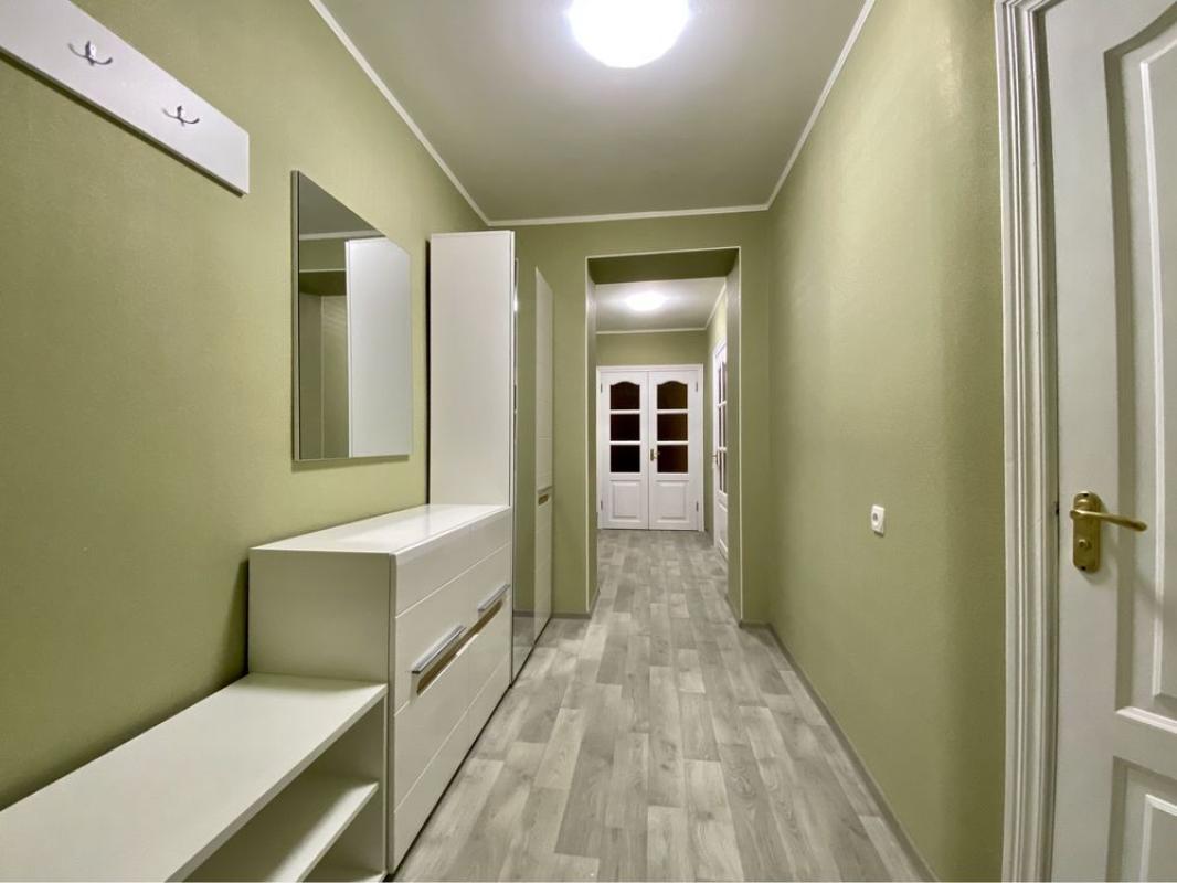Long term rent 1 bedroom-(s) apartment Mykoly Bazhana Avenue 24/1