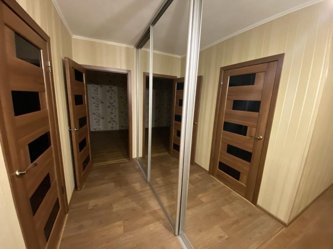 Long term rent 2 bedroom-(s) apartment Himnaziina naberezhna (Chervonoshkilna Embarkment) 18