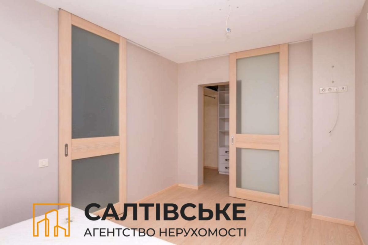 Sale 2 bedroom-(s) apartment 76 sq. m., Traktorobudivnykiv Avenue 94в