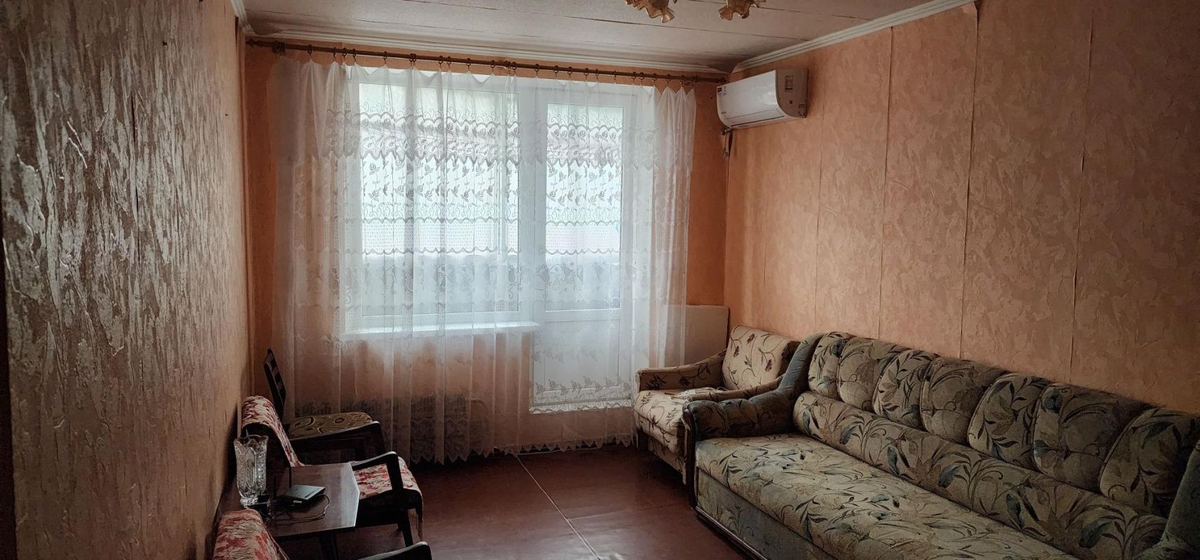 Long term rent 2 bedroom-(s) apartment Fesenkivskyi Entrance 7