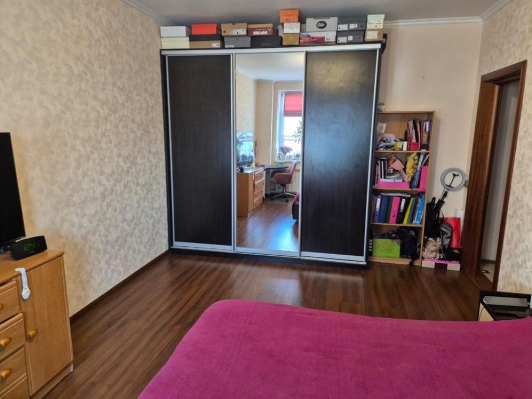 Sale 2 bedroom-(s) apartment 73 sq. m., Dragomanova Street 6а