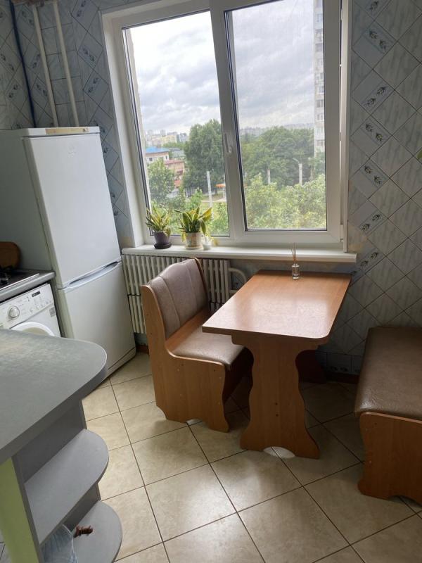 Long term rent 2 bedroom-(s) apartment Valentynivska street 29