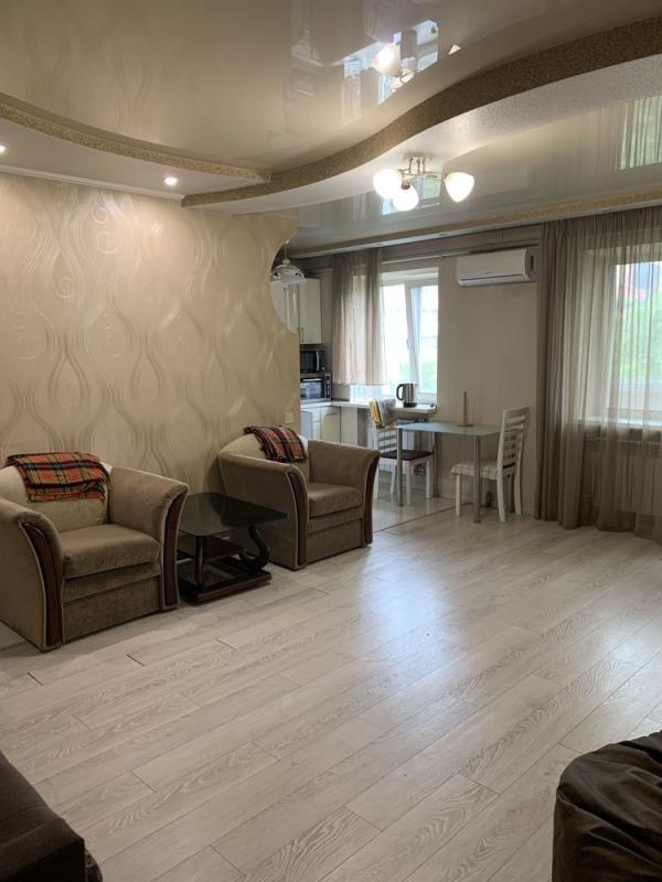 Long term rent 3 bedroom-(s) apartment Nauky avenue 32