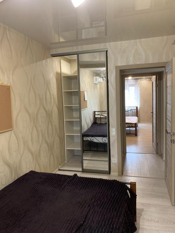 Long term rent 3 bedroom-(s) apartment Nauky avenue 32