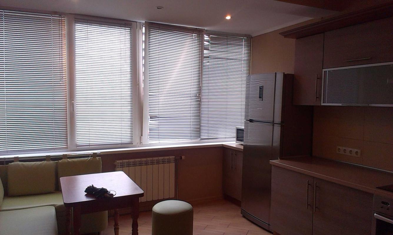 Long term rent 1 bedroom-(s) apartment Mykhaila Hryshka Street 9