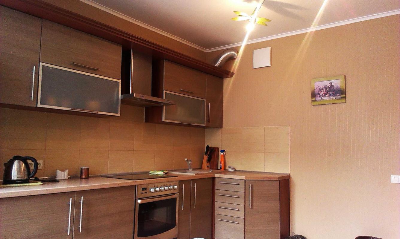Long term rent 1 bedroom-(s) apartment Mykhaila Hryshka Street 9