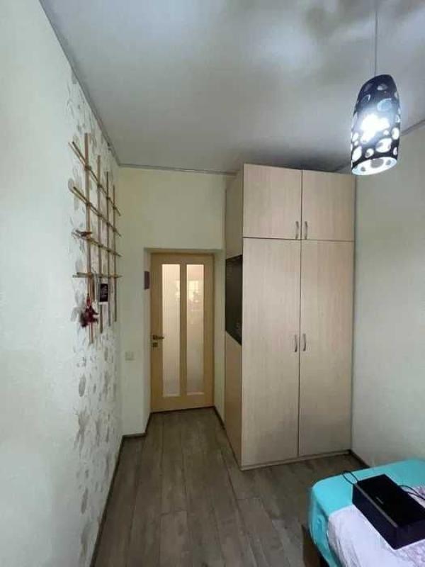 Продажа 3 комнатной квартиры 60 кв. м, Харьковских Дивизий ул. 22а