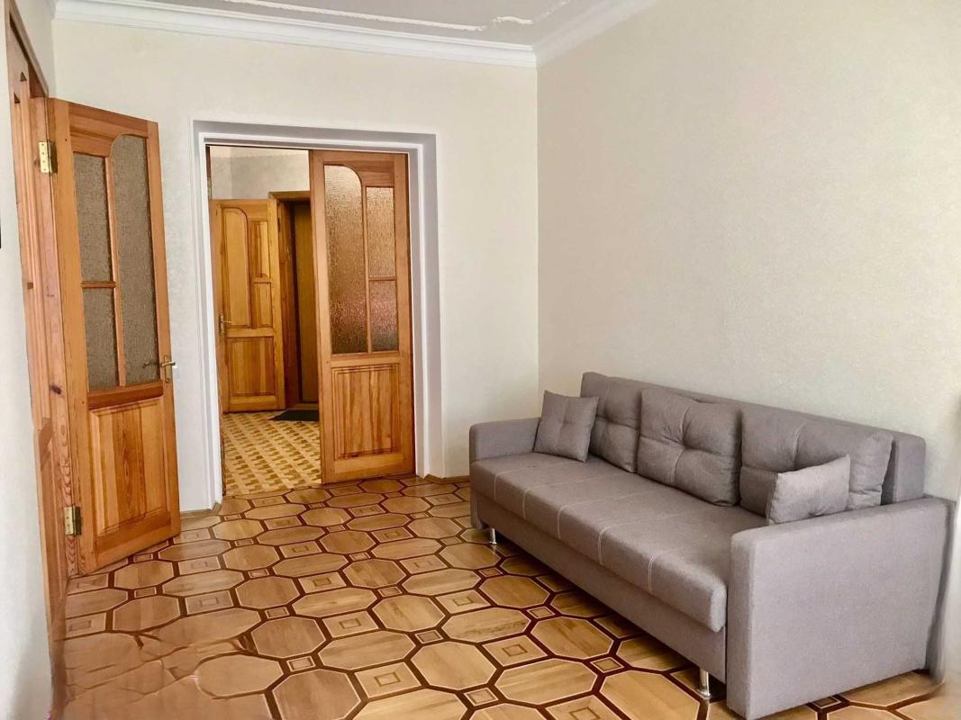 Long term rent 3 bedroom-(s) apartment Heroiv Kharkova Avenue (Moskovskyi Avenue) 3