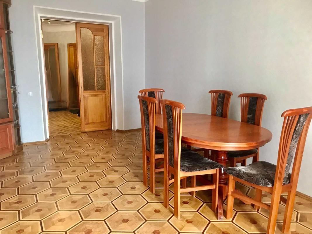 Long term rent 3 bedroom-(s) apartment Heroiv Kharkova Avenue (Moskovskyi Avenue) 3