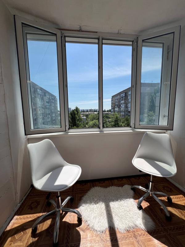 Sale 3 bedroom-(s) apartment 63 sq. m., Roman Shukhevych Avenue (Henerala Vatutina Avenue) 26в