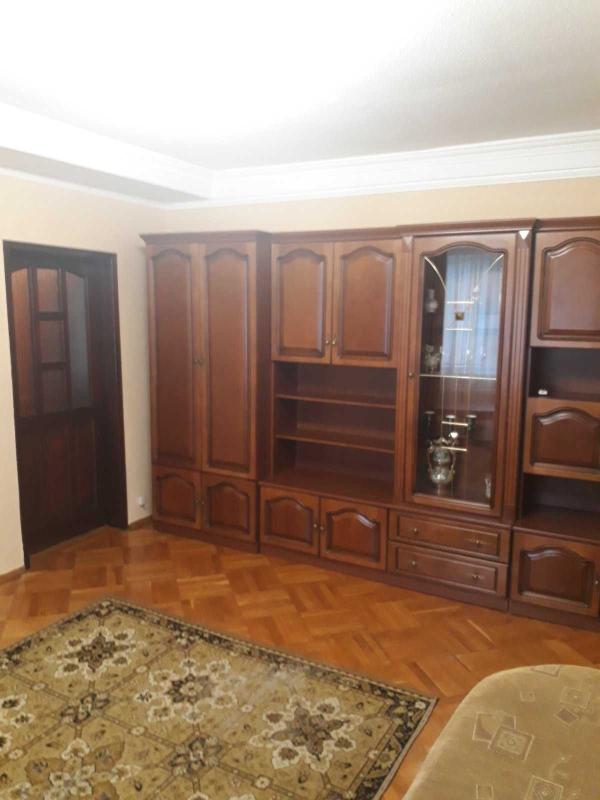 Long term rent 2 bedroom-(s) apartment Vasylia Tiutiunnyka Street (Anri Barbiusa Street) 51/1А