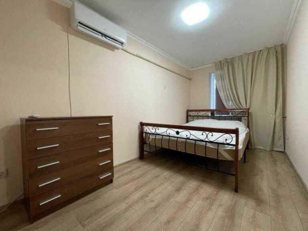 Sale 2 bedroom-(s) apartment 43 sq. m., Leonida Pervomaiskoho Street 11