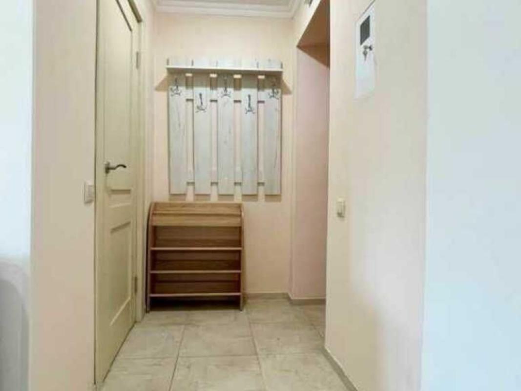 Sale 2 bedroom-(s) apartment 43 sq. m., Leonida Pervomaiskoho Street 11