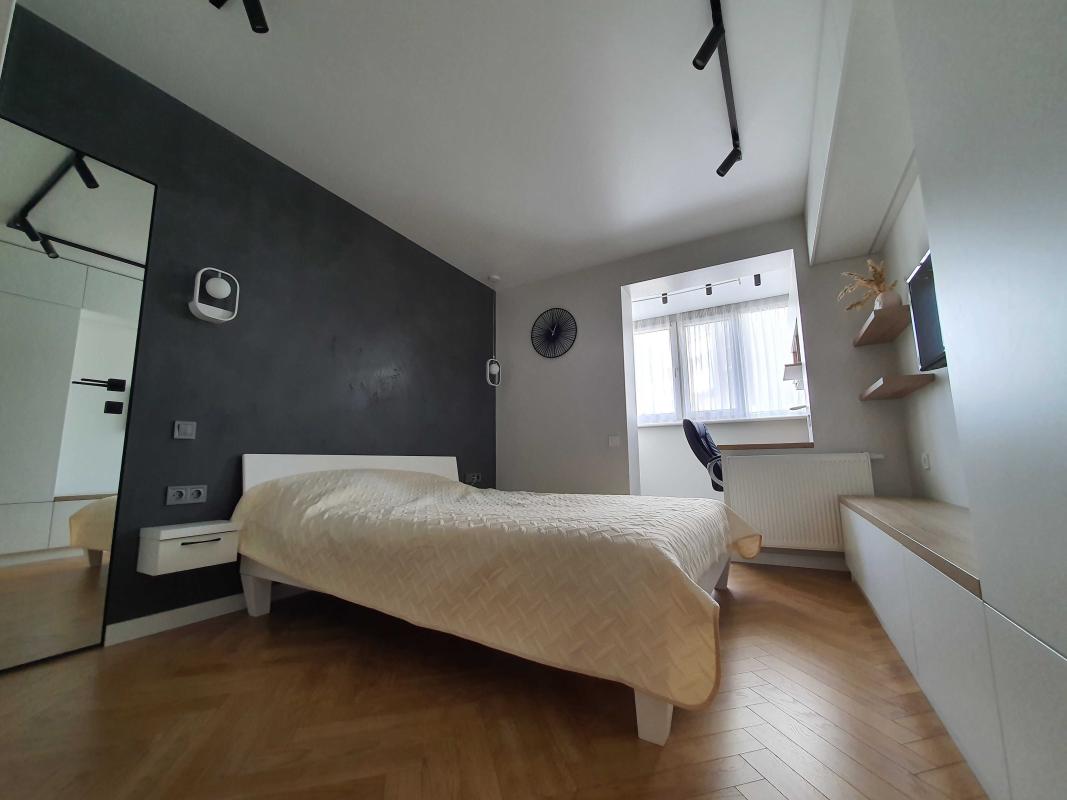 Sale 3 bedroom-(s) apartment 85 sq. m., Akademika Hlushkova Avenue 6