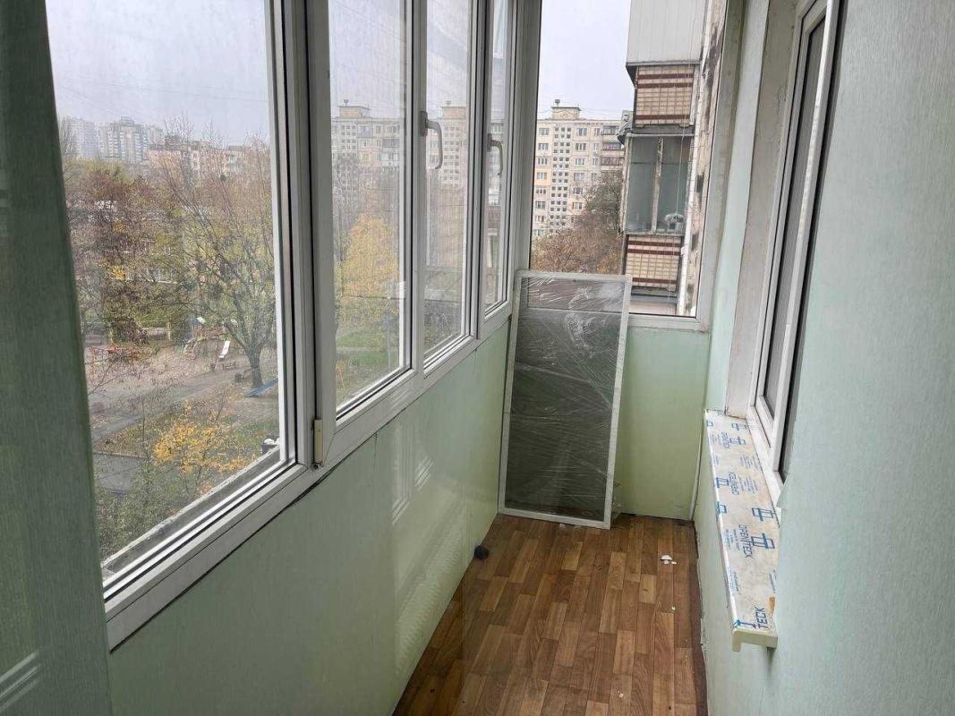Долгосрочная аренда 2 комнатной квартиры Пантелеймона Куліша ул. (Челябинская) 1