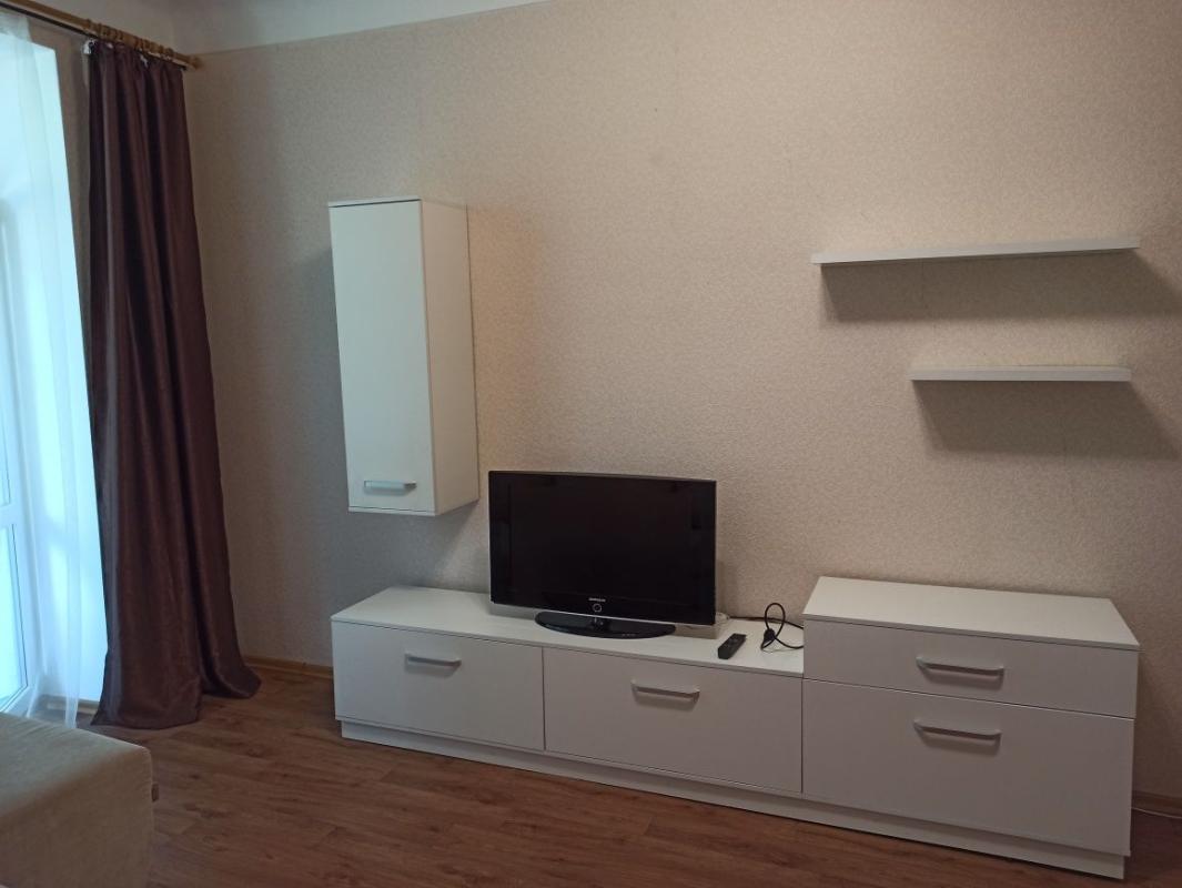 Long term rent 1 bedroom-(s) apartment Danylevskoho Street 27