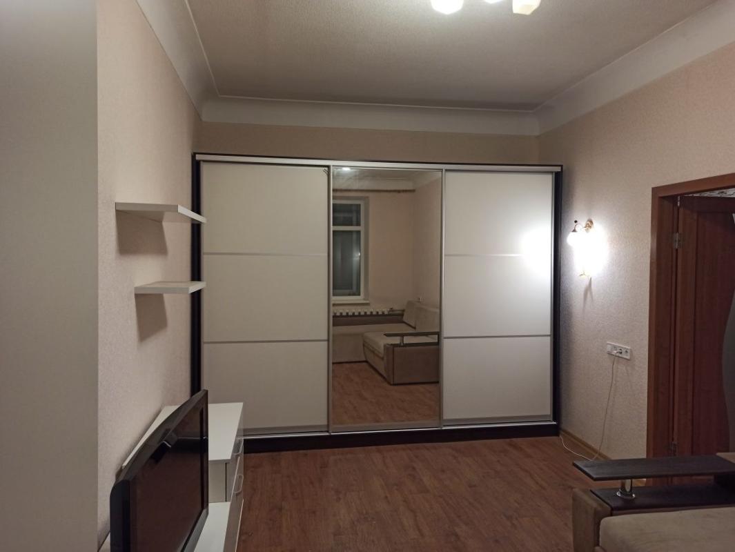 Long term rent 1 bedroom-(s) apartment Danylevskoho Street 27