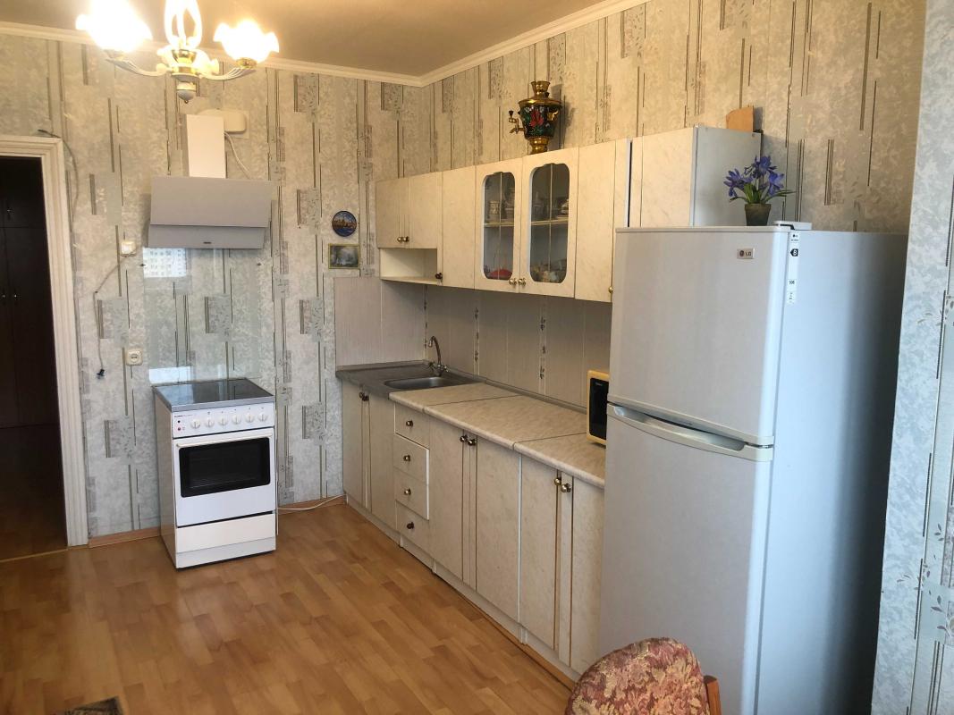 Long term rent 1 bedroom-(s) apartment Revutskoho Street 42