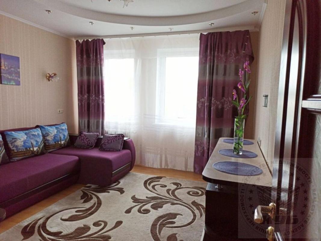 Sale 3 bedroom-(s) apartment 103 sq. m., Lesia Kurbasa Avenue