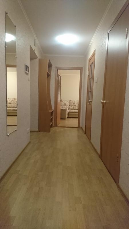 Долгосрочная аренда 3 комнатной квартиры Кирпичный пер.