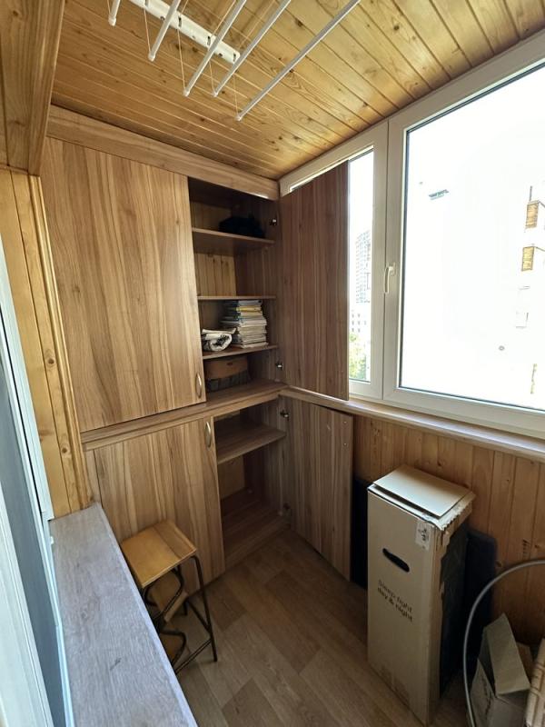 Sale 3 bedroom-(s) apartment 77 sq. m., Trostianetska Street 6е