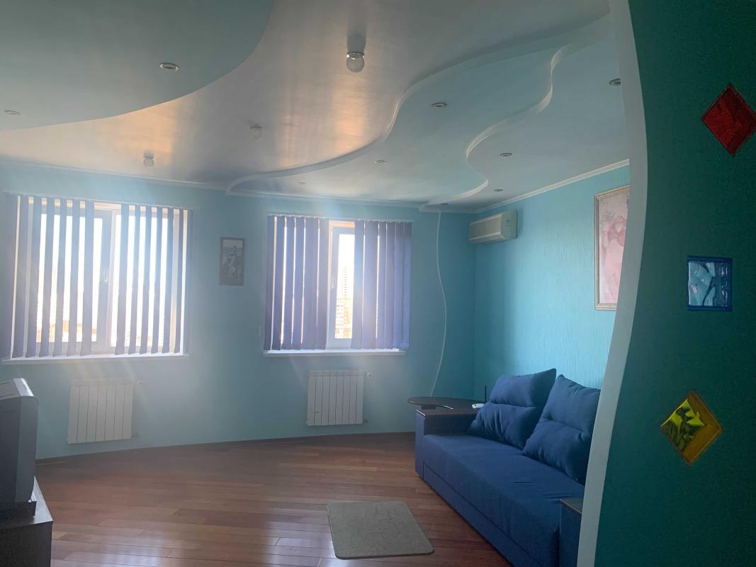 Long term rent 1 bedroom-(s) apartment Dragomanova Street 40ж