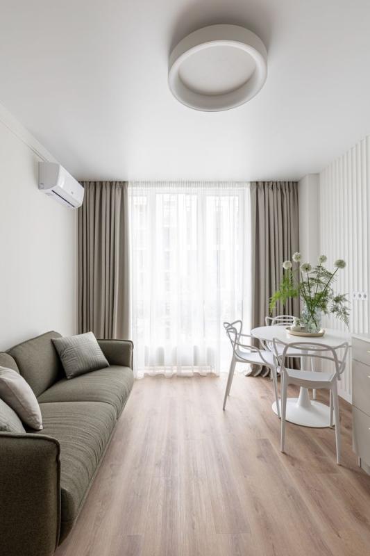 Long term rent 1 bedroom-(s) apartment Saliutna Street