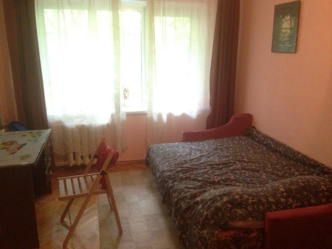 Sale 2 bedroom-(s) apartment 48 sq. m., Krakivska Street 12