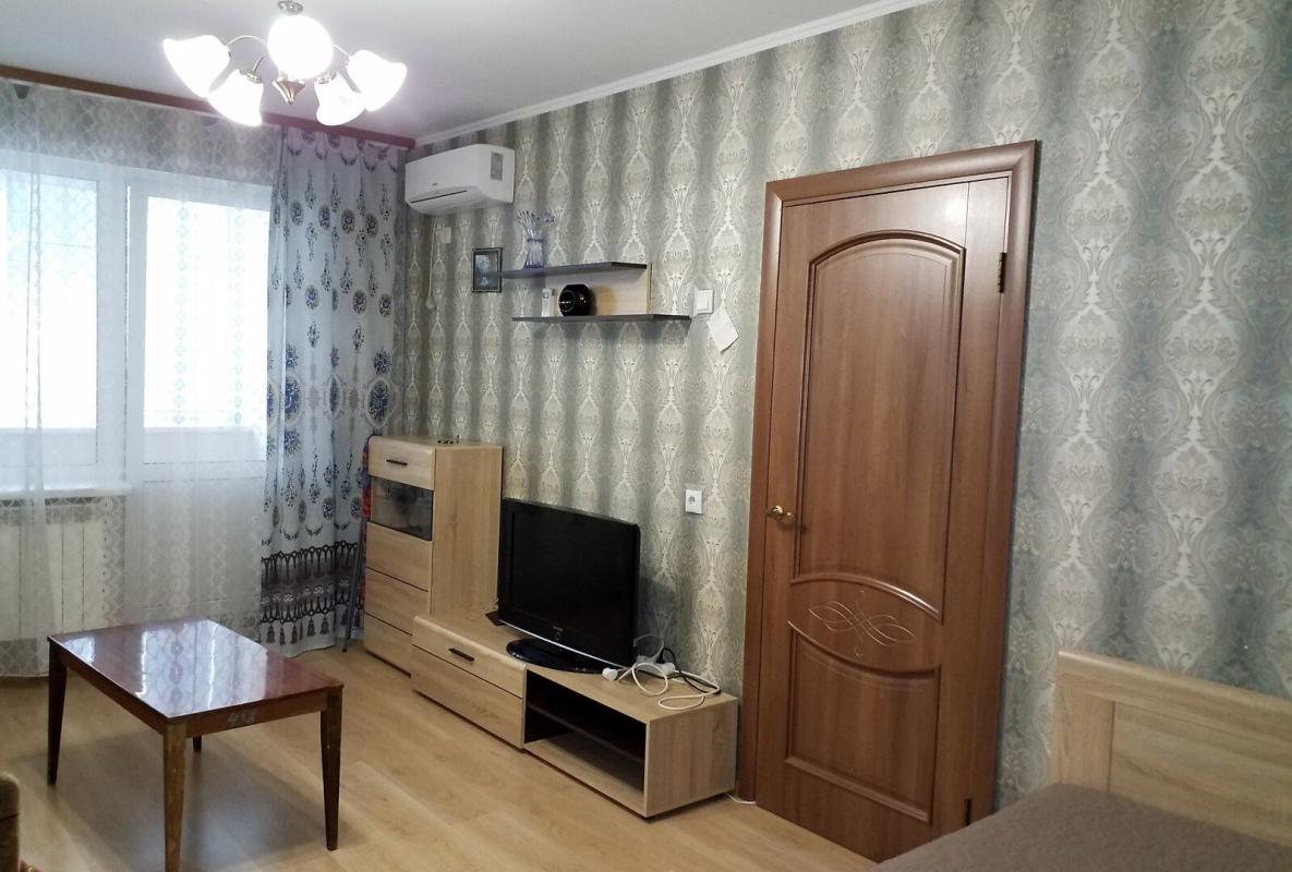 Long term rent 2 bedroom-(s) apartment Panteleimona Kulisha Street (Cheliabinska Street) 7
