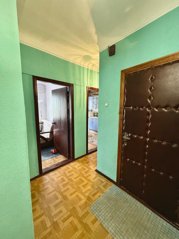 Продаж 3 кімнатної квартири 65 кв. м, Біблика вул. (2-ї П’ятирічки) 63