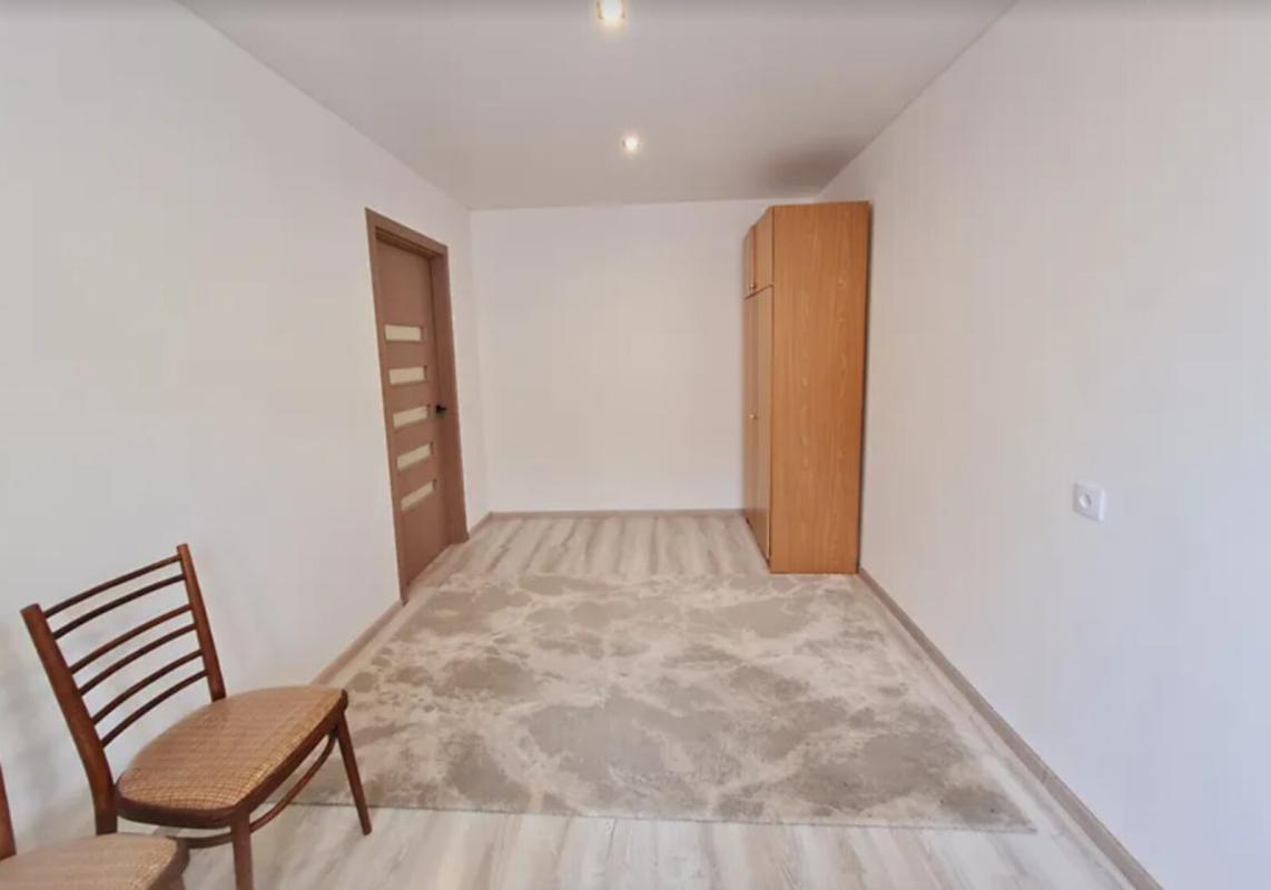 Sale 2 bedroom-(s) apartment 52 sq. m., Torhovytsia Street (Zhyvova Street) 12