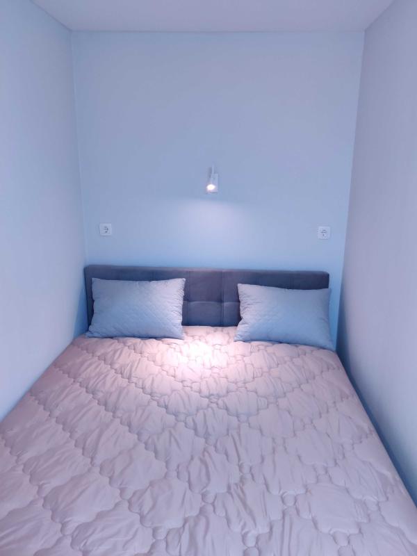 Long term rent 1 bedroom-(s) apartment Laboratornyi Lane 26