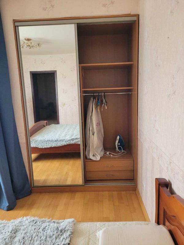 Long term rent 2 bedroom-(s) apartment Yuriya Lytvynskoho street 64