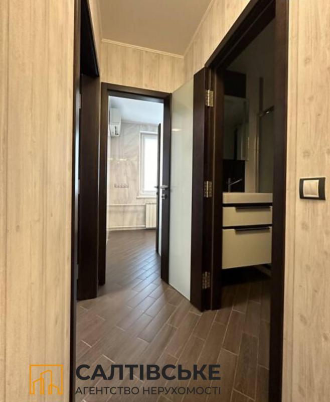 Sale 1 bedroom-(s) apartment 33 sq. m., Traktorobudivnykiv Avenue 87