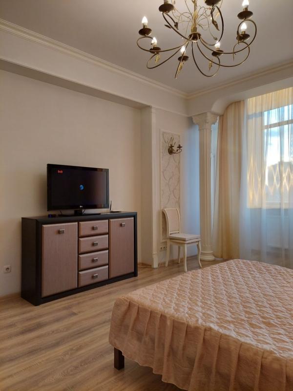 Long term rent 1 bedroom-(s) apartment Henerala Shapovala Street (Mekhanizatoriv Street) 2