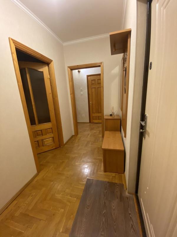 Долгосрочная аренда 2 комнатной квартиры Михаила Гришко ул. 38а