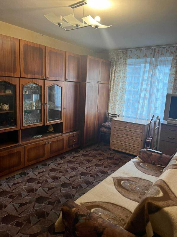 Long term rent 2 bedroom-(s) apartment Patriarkha Mstyslava Skrypnyka (Mykoly Ostrovskoho Street) 13