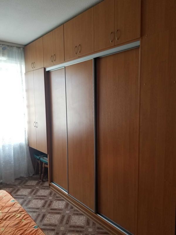 Long term rent 3 bedroom-(s) apartment Henerala Almazova Street (Kutuzova Street) 14