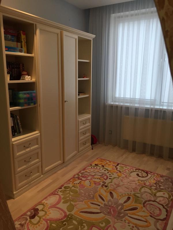 Long term rent 3 bedroom-(s) apartment Vyshhorodska Street 45