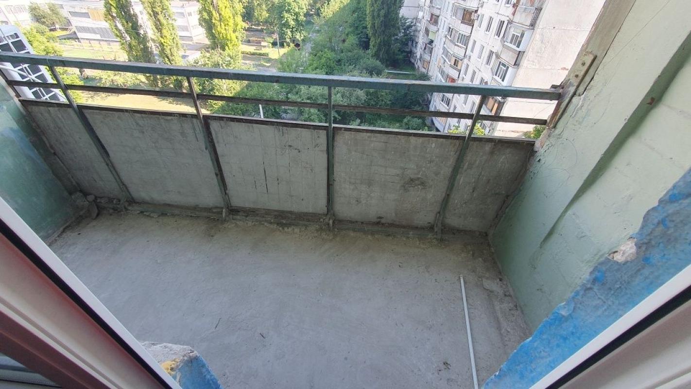 Sale 3 bedroom-(s) apartment 64 sq. m., Novhorodska Street 8
