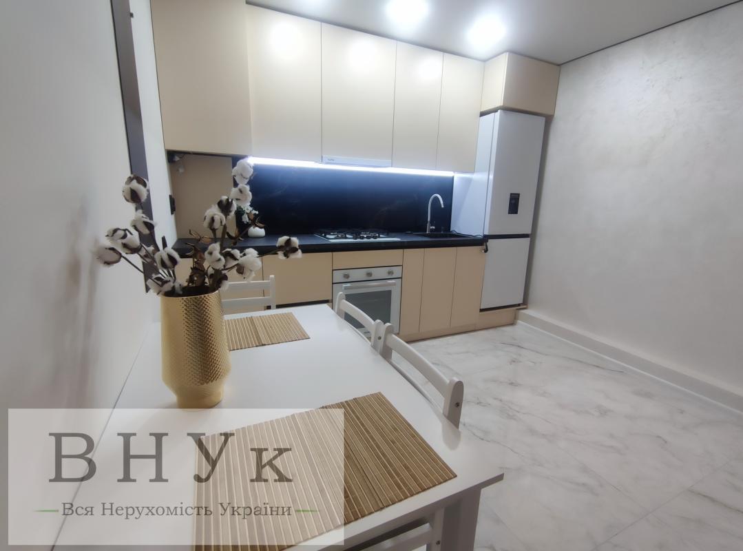 Sale 3 bedroom-(s) apartment 58 sq. m., Kyivska Street 11