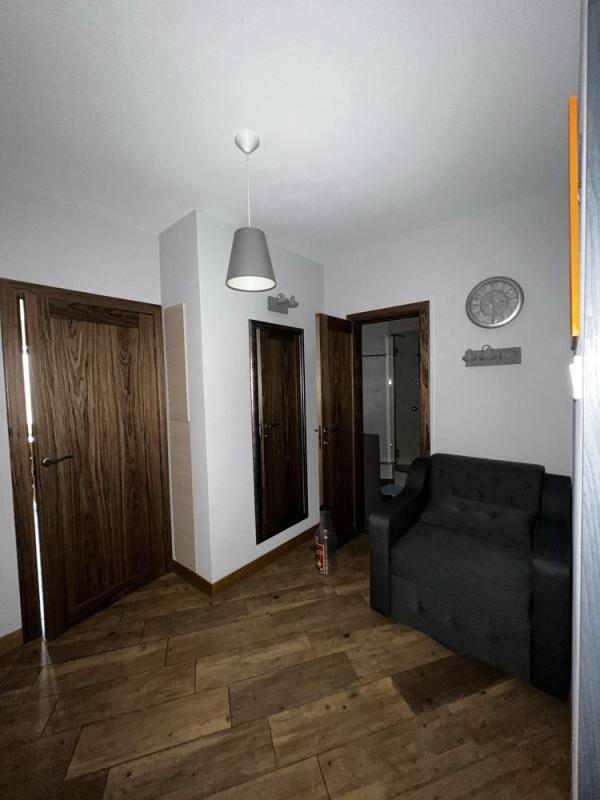 Long term rent 2 bedroom-(s) apartment Urlivska Street 30