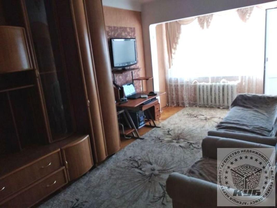 Продаж 2 кімнатної квартири 50 кв. м, Михайла Котельникова вул. 89