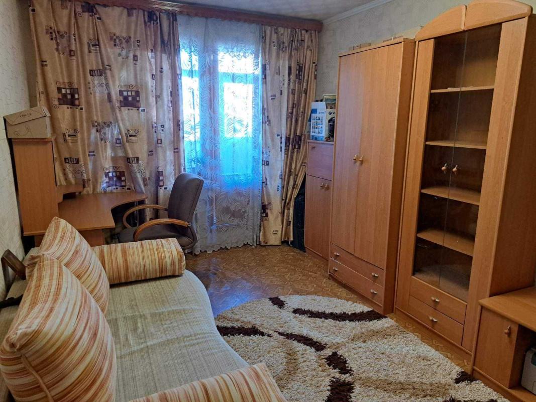 Sale 3 bedroom-(s) apartment 66 sq. m., Hvardiytsiv-Shyronintsiv Street 79в